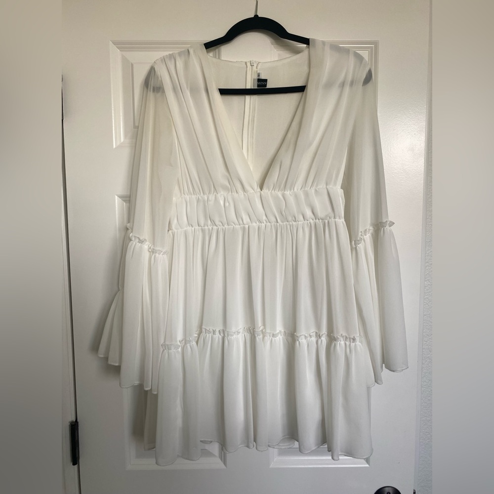 White long sleeve mini dress
